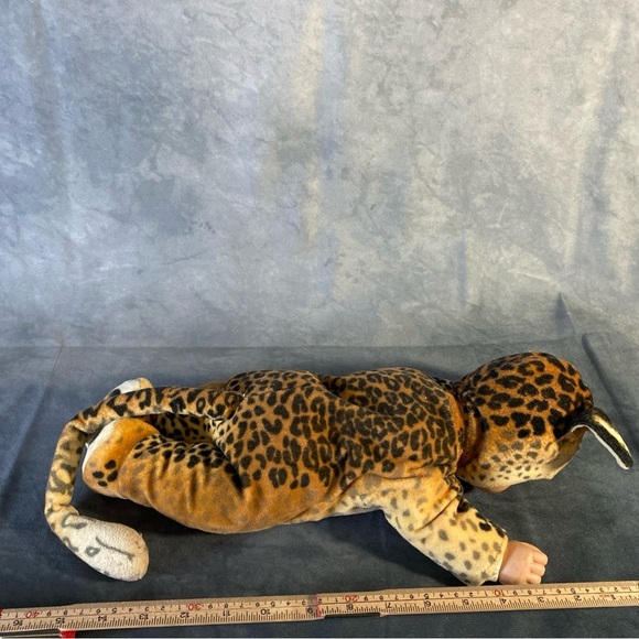 Vintage Anne Geddes Leopard Sleeping Baby Doll Plush Collectable Cat Kitty Toy - Picture 8 of 9